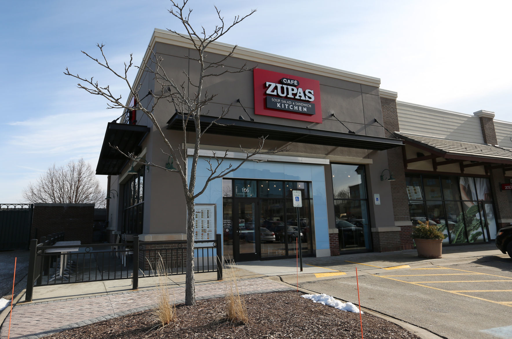 CAFE ZUPAS outside shot